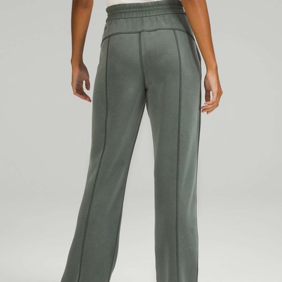 Lululemon High Rise Softstreme Pant - Picture 5 of 15